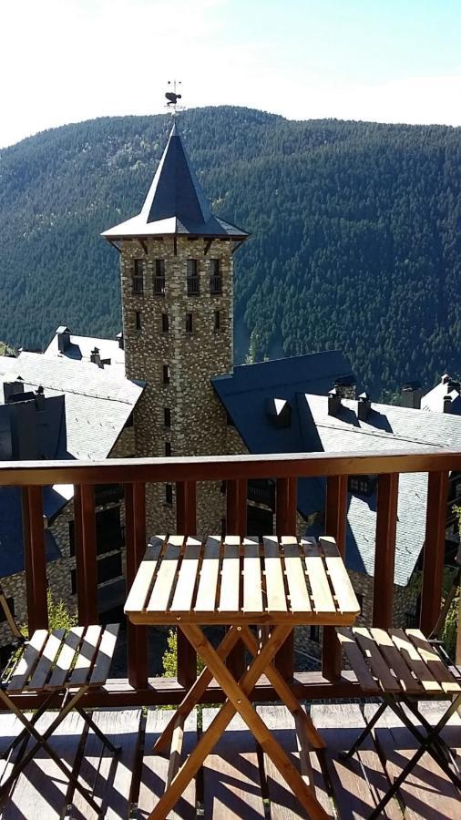 Apartamentos Tanau Baqueira Beret Eksteriør billede
